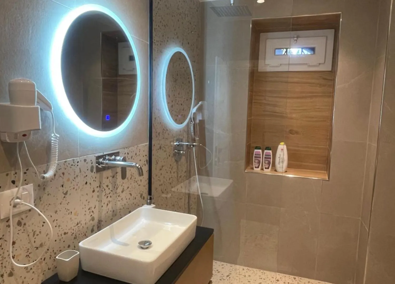 Downtown Studio Apartments Tirana Albania