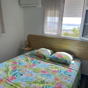 location-vacances-sur-morne-ventil-avec-vue-mer-en-martinique.comcaribbean.com/