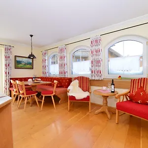 landhaus-huberts-hus.com-bavaria.com/