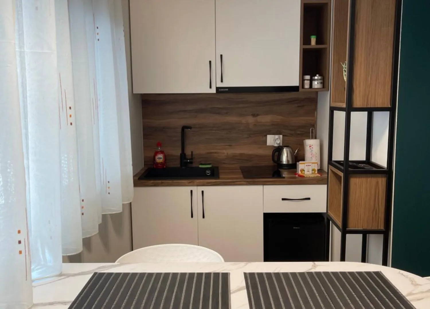Downtown Studio Apartments Tirana 0*,